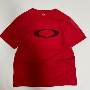 Oakley classic tshirt